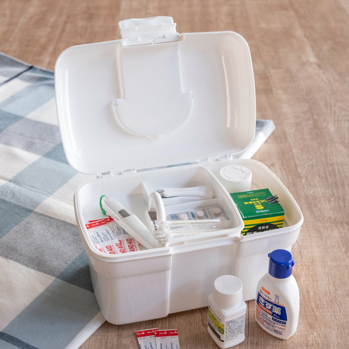 救急箱 収納ケース トレー付き キャリングケース AW シール付き ( ライクイット like-it 薬箱 2段 薬 収納 ボックス 常備薬 持ち手付き シンプ...