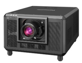 ■業務用大型プロジェクター　PANASONIC　PT-RQ35KJ ■最大4K解像度と広色域が可能にする圧倒的な演出力 ■独自の冷却システムによる安定動作 ■「幾何学歪補正・設置調整ソフトウェア」のアップグレードキットを適用済み ■AC 100 Vコンセントで設営が可能 ■3チップDLP&#174;プロジェクター共通のオプションレンズに対応 ■最大4K 解像度と広色域化技術による圧倒的な演出力 ■「クワッドピクセルドライブ」による高精細4K映像 ■赤色レーザーの安定化を実現 ■進化したフィンレスラジエーターと密閉型の光学ブロックを採用 ■運用の信頼性を高める「バックアップ入力」機能 ■不測の事態に対処する高信頼レーザープラットフォーム ■「ダイナミックコントラスト」による高コントラスト20,000:1 ■「コントラスト連動＆シャッター連動」機能 ■BT.2020の色域の信号とHDRの信号に対応 ※仕様の詳細はメーカーホームページもご覧ください。 30,500 lm※1の明るさ、最大4K解像度、赤色・青色レーザーによる美しい色再現を世界最小最軽量※2ボディに集結。クラスの常識を変える2人可搬を実現し、搬入後は「NFC（近距離無線通信）機能」で電力を待たずに設定にかかれるなど、現場で滞りがちなワークフローを多彩な機能が効率化します。PT-RQ35KJが初搭載となる「グラデーションスムーザー※3」は、コンテンツ上で目立つ階調段差をボタンひとつで緩和。黒レベル補正をポイントベースで行える新機能も搭載し、特殊スクリーンでも自然なエッジブレンディングを可能にします。また、当社の誇る高信頼設計を本機でも実現すべく、フィンレスラジエーターを側面に配置する新しい冷却機構を採用。小型軽量ながら、フィルターレスの20,000時間※4メンテナンスフリー運用を実現しています。 ※1 工場出荷時における本製品全体の平均的な値を示しており、JIS X 6911:2015 データプロジェクタの仕様書様式に則って記載しています。測定方法、測定条件については附属書Bに基づいています。 ※2 2020年12月現在。26,000 〜 35,000 lm のレーザープロジェクターにおいて。公称の質量および外形寸法値に基づいています。 ※3 PT-RQ35KJのみ対応。 ※4 運用モード「ノーマル」、［ダイナミックコントラスト］を［3］に設定、IEC62087:2008 ブロードキャストコンテンツ投写、温度35 °C、海抜700 m、ほこり環境0.15 mg/m3の条件下で、光出力が半減するまでの使用時間です。使用条件や使用環境によって光出力半減時間は異なります。