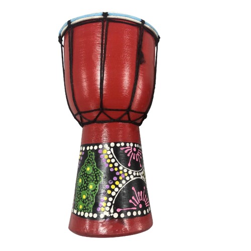 Saki&Masa アフリカンドラム 子ども用ハンドドラム ジャンベ 民族 楽器 打楽器 パーカッション (14cm　ランダム柄) 伝統的な民族楽器アフリカンドラム ,ジャンベのミニサイズ2タイプになります。 持ち運び便利なミニサイズ。おしゃれなインテリアにもお使いください。気軽にリズムを楽しめますので,カラオケの小道具に自由にお楽しみください。 天然木 ヘッドマホガニー。山羊革を使用。美しいドットペイントも手作業によって施されている本格的なジャンベ、一つ一つ手作りの為、柄は異なります。 エキゾチックでカラフルなドットペイントが施されています。エスニックなインテリアとして飾ったり、アジアンな雰囲気作りにも大活躍のアイテムです。 【カラー】ブラウン【サイズ】直径約14cm、高さ約30cm 【デザイン】 ※手作りにより柄がランダムになります。 ※モニターの環境により、色の見え方に若干差が生じる場合がございます。 伝統的な民族楽器アフリカンドラム ,ジャンベのミニサイズ2タイプになります。 持ち運び便利なミニサイズ。おしゃれなインテリアにもお使いください。気軽にリズムを楽しめますので,カラオケの小道具に自由にお楽しみください。 天然木 ヘッドマホガニー。山羊革を使用。美しいドットペイントも手作業によって施されている本格的なジャンベ、一つ一つ手作りの為、柄は異なります。 エキゾチックでカラフルなドットペイントが施されています。エスニックなインテリアとして飾ったり、アジアンな雰囲気作りにも大活躍のアイテムですので,お店の装飾品としてもお使いください。 【カラー】ブラウン 【サイズ】直径約14cm、高さ約30cm 【デザイン】 ※手作りにより柄がランダムになります。 ※モニターの環境により、色の見え方に若干差が生じる場合がございます。 商品コード58064514595商品名Saki&amp;Masa アフリカンドラム 子ども用ハンドドラム ジャンベ 民族 楽器 打楽器 パーカッション (14cm　ランダム柄)型番SM720サイズ14cm　ランダム柄カラーランダム※他モールでも併売しているため、タイミングによって在庫切れの可能性がございます。その際は、別途ご連絡させていただきます。※他モールでも併売しているため、タイミングによって在庫切れの可能性がございます。その際は、別途ご連絡させていただきます。