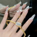 24枚セット ネイルチップ 透ける ホワイト 可?い 蝶々偽の爪 写真を撮る、結婚式、成人式、パーティー、二次会など パール ラインストーン