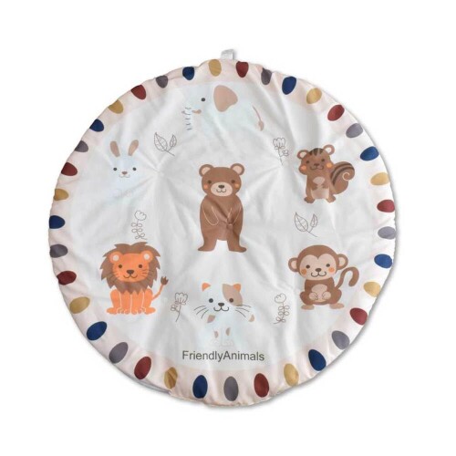 (ねむりの部屋) サニーマット 直径100cm 洗える ベビー プレイマット 円形 お昼寝 ラグ 新生児 アニマル柄 動物 動物園 どうぶつ園 フレンドリーアニマル 森の動物たち やわらか クッション性 室内用 (SM-13・フレンドリーアニマル) サイズ:直径:(約)100cm、厚み:(約)3.5cm、素材:表地:ポリエステル100%、裏地:ポリエステル100% (滑り止め付き)、中綿:ポリエステル100%(約470g) 【写真映え抜群!かわいい動物柄】ライオン・ゾウ・キリン・クマなど、赤ちゃんも喜ぶ可愛い動物たちが大集合!寝転ぶだけでSNS映えもばっちり。月齢フォトや寝相アートにもおすすめのサニーマットです。 【いろんなシーンで大活躍間違いなし!】お昼寝やプレイマットの赤ちゃん専用スペースとしてご利用いただけます。 【滑り止め加工で安心】裏面には滑り止め加工が施されており、フローリングでも滑りにくく安心して使えます。 【ふかふかクッション仕様】厚さ約3.5cmのしっかりとしたクッション性で、床の冷たさや硬さを和らげてくれます。 【のびのびできる大きめサイズ】直径100cmの広々と使える大きめサイズで赤ちゃんが手足を伸ばしてもはみ出る心配もありません。 【洗濯機で丸洗いOK】汚れてもご家庭の洗濯機で簡単にお手入れ可能。いつでも清潔に保てます。 【選べる3つのデザイン】おうちのインテリアや雰囲気に合わせて選べる3つの動物柄デザインをご用意しています! 【プレゼントにもぴったりなラッピング対応!】出産祝いや誕生日のプレゼントとしてもおすすめ!2種類・2色柄から無料でお選びいただけます。 商品の説明 サイズ 直径:(約)100cm 厚み:(約)3.5cm 素材 表地:ポリエステル100% 裏地:ポリエステル100% (滑り止め付き) 中綿:ポリエステル100%(約470g) お手入れ方法 ■洗濯機で丸洗いOK! ※洗濯ネットをご使用ください。 ■ご使用または洗濯により詰めものが片寄ることがありますので、手でほぐし、形を整えてからご使用ください。 ご注意 ■うつぶせ寝でのご使用はお避けください。 安全警告 うつぶせ寝でのご使用はお避けください。 商品コード65078702719商品名(ねむりの部屋) サニーマット 直径100cm 洗える ベビー プレイマット 円形 お昼寝 ラグ 新生児 アニマル柄 動物 動物園 どうぶつ園 フレンドリーアニマル 森の動物たち やわらか クッション性 室内用 (SM-13・フレンドリーアニマル)型番SM-13サイズ100 cm (円形)カラーSM-13・フレンドリーアニマル※他モールでも併売しているため、タイミングによって在庫切れの可能性がございます。その際は、別途ご連絡させていただきます。※他モールでも併売しているため、タイミングによって在庫切れの可能性がございます。その際は、別途ご連絡させていただきます。