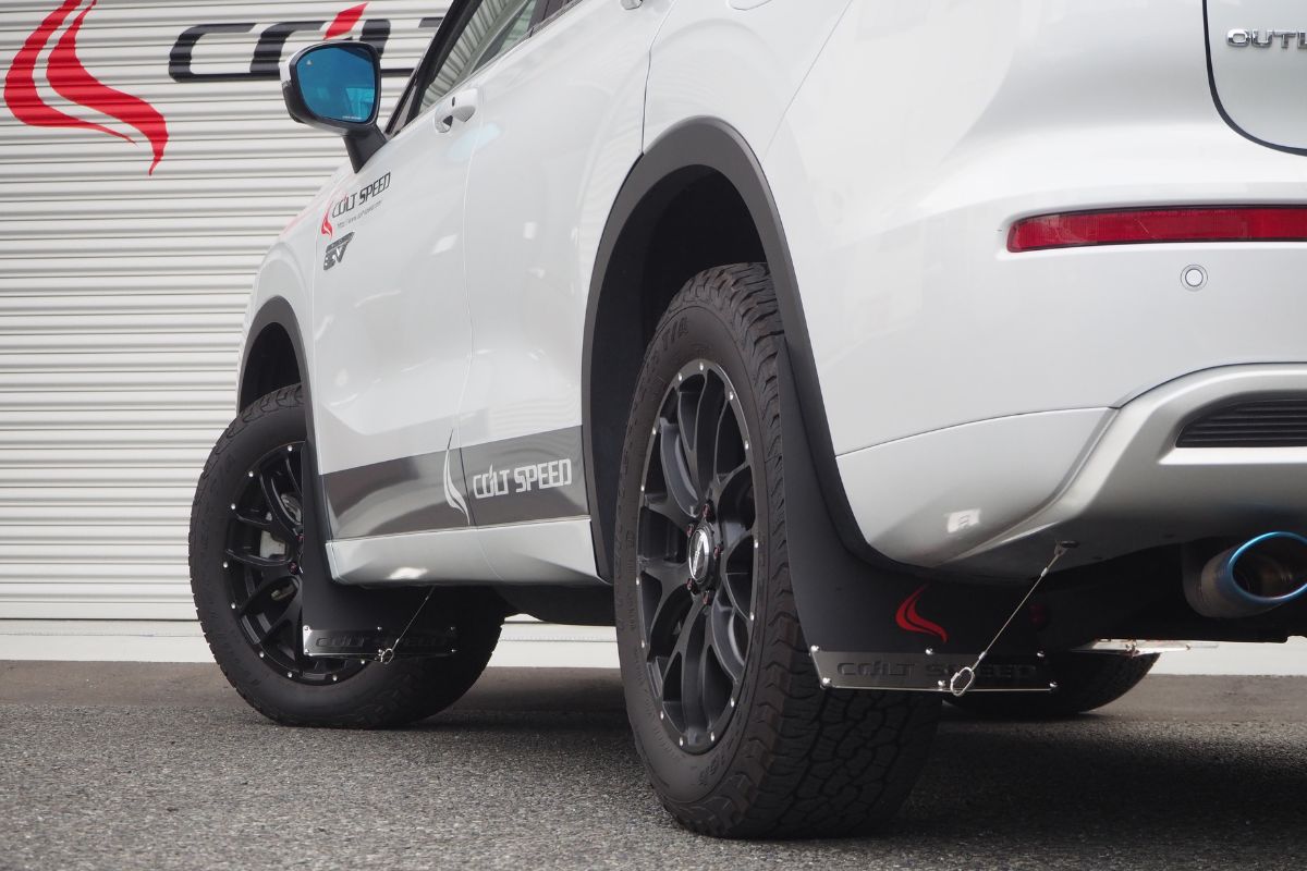 (アウトレット商品）COLTSPEED アウトランダーPHEV（GN0W）専用　コルトスピードマッドフラップ（ブラック）