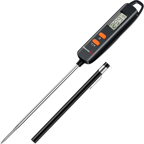 ThermoPro 温度計 料理 デジタル温度計 -50℃~300℃ 油 お肉 オーブン 天麩羅 コーヒー 揚げ物 チョコレート バーベキューなどの温度管理 サーモメーター TP516ブランドThermoPro色ブラック・キャップ付き・シンプルモデルTP516クッキング温度計商品説明※詳細は会社概要ページにてご確認くださいませ。【商品概要】【より高速で高精度に測定】クッキング温度計のプローブを肉、油やお湯など測りたい料理につけると、2-4 秒だけで温度を素早く測定完了します。調理温度計の測定範囲はより広く実現され、マイナス50 ℃から300 ℃まで対応可能です。0 ℃-100 ℃の範囲で速読温度計を使用する場合、精度は+/-1 ℃に達し、より正確な温度管理ができます。温度単位は摂氏度℃と華氏度℉から選べます。【安全で操作簡単】12 cmの長いプローブにより、測定時に手を熱源から遠ざけて火傷を避けることができます。また、付属のキャップでデジタル温度計をクリップして使うことも可能です。接触型温度計として、プローブ部は食品用レベルのステンレス鋼を採用し、安全な食品調理ができます。デジタル料理用温度計本体は複雑な設計がなく、シンプルで使いやすいです。初心者でもすぐに使い始められます。【省エネルギー】電池一枚で数年も使えます（電池付属）。オートオフ機能も付いており、10分間無操作のまま放置すると、自動的に電源オフになります。消し忘れによる無駄な電池消耗が防げます。【保管・持ち運びに便利】専用キャップおよび吊り下げ穴が付いており、キャップに収納したり、キッチンのフックにかけたりできます。また、キャップはクリップ付きで、キッチン温度計をポケットなどにクリップすることもできます。保管しやすいだけではなく、持ち運びも便利です。【こんな料理におすすめ】キッチン用温度計は天ぷら・揚げ物などの油の温度管理やパン作り、甘酒作り、焼肉、ハンバーグ、コーヒー作り、赤ちゃんのミルク、お茶、チョコレートの湯煎、野菜の50 ℃洗いなど幅広い温度測定が可能です。先が尖っているため、お肉に刺して中心温度をより正確に測定でき、お肉の焼き加減や食中毒予防としてもおすすめです。【商品説明】正確で超高速で耐久性のある調理温度計ThermoProTP 516インスタント読取りプローブ温度計は、調理中の肉の温度測定に完璧な解決策を提供する。それは超長12センチの食品級ステンレス鋼プローブを持ち、降圧先端設計を採用し、読数の正確さ（±1°C）を確保し、3-5秒以内に完璧な結果を実現した。なぞなぞや待ちではなく、自宅でプロの料理人になる＜b＞このデジタルフード温度計は、キッチンの精緻な食べ物やバーベキュー愛好家の絶好のアシスタントです 応答時間：3-5秒温度範囲：-50°C ~ 300°C（-58°F ~ 572°F）精度：±1°C（±1.8°F）0°C ~ 100°C（32°F ~ 212°F）温度単位：°Cまたは°F自動停止時間：10分不使用「2014年以来、ThermoProはキッチンやホームファンに幅広い製品を提供してきました。私たちはあなたの素晴らしい生活体験を豊かにするために、より良い製品を作ることに力を入れています。1つのデジタルキッチン温度計1つのLR 44電池1 x使用説明超長プローブ：この食品温度計には肉類温度プローブと12センチステンレスが搭載されており、調理中に両手を高温から保護することができます自動シャットダウン：乳児乳温度計は10分間使用せずに自動シャットダウンし、バッテリー寿命を効果的に延長！肉類温度計にはボタン電池が含まれており、電池を交換せずに2年間使用できるようにしてください温度単位スイッチ：肉類温度計は-50°Cから300°Cの間の温度測定結果を提供し、単位は°Cまたは°Fである。おんどけい【商品詳細】ブランド：ThermoPro商品種別：スポーツ＆アウトドア商品名：ThermoPro 温度計 料理 デジタル温度計 -50℃~300℃ 油 お肉 オーブン 天麩羅 コーヒー 揚げ物 チョコレート バーベキューなどの温度管理 サーモメーター TP516製造元：ThermoPro商品番号：TH6016BO色：ブラック・キャップ付き・シンプル商品タイプ：シンプル・キャップ付き【当店からの連絡】