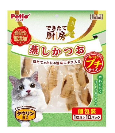 素材そのままの鶏ササミをやわらかく蒸して 美味しさをギュッと閉じ込めました。 そのままおやつとしても、ほぐしてトッピング としても美味しさ抜群！ ほたてとかにの旨味エキス、タウリン配合。 内容量：1切れ10パック 味：かつお