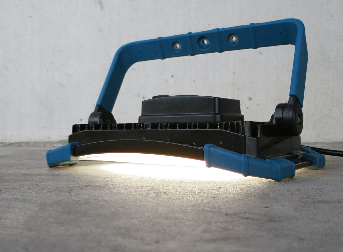 10/30、3111/1+P10倍!投光器DL-5800WLLED60W5800lm投光器屋外防水LED作業ライト作業ライトLED灯光器ワークライトLED作業灯作業用ライトLED照明照明電気スタンドライト防災ライトライト工事現場工事作業現場防災スタンド体育館送料無料