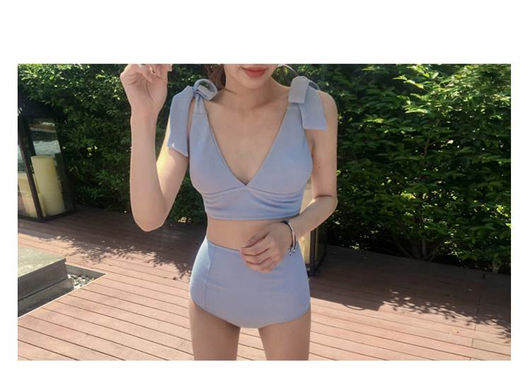 Come to Storeのショルダーリボンラブリー水着 ビキニ スイムウェア 紐ビキニ 三角ビキニ セパレート セット 上下セット 2点セット お得 かわいい 大人可愛い きれいめ セクシー 女っぽ シンプル カジュアル ナチュラル ゴージャス 華やか 大人 大人っぽい おしゃれ お洒落 主役級 女っぽ｜アングル2