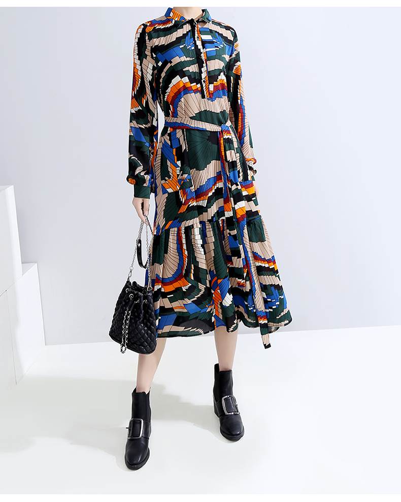 モード系 レトロ総柄 モザイク柄 ワンピース フレアワンピース ロング ロング丈 袖あり 長袖 襟付き セミフレア 切り替えデザイン ウエストリボン ポケット かわいい 大人可愛い きれいめ カジュアル 大人 上品 おしゃれ かっこいい レトロ 大人女子 こなれ感 ラフ 個性的