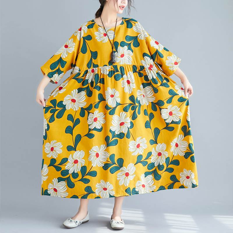 大柄フラワーワンピース 膝下 袖あり 半袖 襟なし Aライン かわいい 大人可愛い きれいめ シンプル カジュアル 大人 上品 おしゃれ お洒落 かっこいい レトロ 大人可愛い 大人女子 こなれ感 ラブリー キュート ガーリー 主役級 存在感 とろみ感 抜け感 無地 春 夏 秋 10代