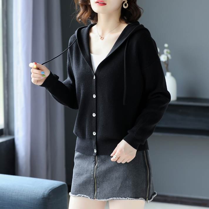 トップス カーディガン パーカー ミディアム丈 袖あり 長袖 Vネック 襟なし シフォン フード付き 前開き かわいい 大人可愛い シンプル カジュアル 大人 おしゃれ お洒落 大人女子 ラフ 無地 春 秋 20代 30代 40代 レディース 女性用 通勤 デート お出かけ 公園デビュー