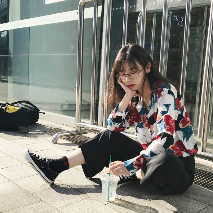 Long-Sleeved - トップス シャツ ミディアム丈 袖あり 長袖 Vネック 襟付き シフォン 前開き ポリエステル かわいい 大人可愛い おしゃれ お洒落 かっこいい レトロ アジアン エスニック エキゾチック 大人女子 個性的 クール モード系 主役級 存在感 柄 プリント 春 夏 秋 10代 20代