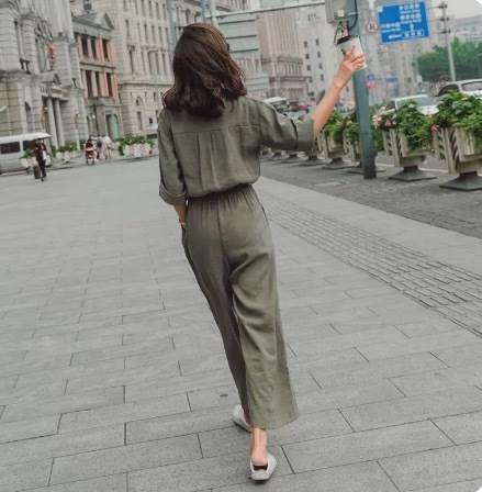 ジャンプスーツ オールインワン トップス ボトムス シャツ カットソー オールインワン ロング ロング丈 ミディアム丈 袖あり 長袖 パフスリーブ フレアスリーブ フレンチスリーブ ドロップショルダー 萌袖 Vネック 襟付き フレア セミフレア ストレート ワイド Aライン