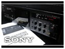 【中古】SONY ソニー TC-K333ESG 3ヘッド カセットデッキ【メーカー名】SONY(ソニー)【メーカー型番】【ブランド名】ソニー(SONY)商品画像はイメージです。中古という特性上、使用に影響ない程度の使用感・経年劣化（傷、汚れなど）がある場合がございます。また、中古品の特性上、ギフトには適しておりません。商品名に『初回』、『限定』、『〇〇付き』等の記載がございましても、特典・付属品・保証等は原則付属しておりません。当店では初期不良に限り、商品到着から7日間はを受付けております。(注文後の購入者様都合によるキャンセル・はお受けしていません。)他モールでも併売している商品の為、完売の際は在庫確保できない場合がございます。ご注文からお届けまで1、ご注文⇒ご注文は24時間受け付けております。2、注文確認⇒ご注文後、当店から注文確認メールを送信します。3、在庫確認⇒新品在庫：3-5日程度でお届け。　　※中古品は受注後に、再メンテナンス、梱包しますので　お届けまで3日-10日営業日程度とお考え下さい。　米海外から発送の場合は3週間程度かかる場合がございます。　※離島、北海道、九州、沖縄は遅れる場合がございます。予めご了承下さい。※配送業者、発送方法は選択できません。お電話でのお問合せは少人数で運営の為受け付けておりませんので、メールにてお問合せお願い致します。お客様都合によるご注文後のキャンセル・はお受けしておりませんのでご了承下さい。ご来店ありがとうございます。昭和・平成のCD、DVD、家電、音響機器など希少な商品も多数そろえています。レコード、楽器の取り扱いはございません。掲載していない商品もお探しいたします。映像商品にはタイトル最後に[DVD]、[Blu-ray]と表記しています。表記ないものはCDとなります。お気軽にメールにてお問い合わせください。