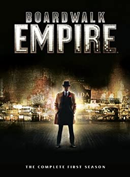 【中古】Boardwalk Empire: Complete First Season [DVD] [Import]【メーカー名】Hbo Home Video【メーカー型番】883929166053【ブランド名】HBO Studios商品画像はイメージです。中古という特性上、使用に影響ない程度の使用感・経年劣化（傷、汚れなど）がある場合がございます。また、中古品の特性上、ギフトには適しておりません。商品名に『初回』、『限定』、『〇〇付き』等の記載がございましても、特典・付属品・保証等は原則付属しておりません。当店では初期不良に限り、商品到着から7日間はを受付けております。(注文後の購入者様都合によるキャンセル・はお受けしていません。)他モールでも併売している商品の為、完売の際は在庫確保できない場合がございます。ご注文からお届けまで1、ご注文⇒ご注文は24時間受け付けております。2、注文確認⇒ご注文後、当店から注文確認メールを送信します。3、在庫確認⇒新品在庫：3-5日程度でお届け。　　※中古品は受注後に、再メンテナンス、梱包しますので　お届けまで3日-10日営業日程度とお考え下さい。　米海外から発送の場合は3週間程度かかる場合がございます。　※離島、北海道、九州、沖縄は遅れる場合がございます。予めご了承下さい。※配送業者、発送方法は選択できません。お電話でのお問合せは少人数で運営の為受け付けておりませんので、メールにてお問合せお願い致します。お客様都合によるご注文後のキャンセル・はお受けしておりませんのでご了承下さい。ご来店ありがとうございます。昭和・平成のCD、DVD、家電、音響機器など希少な商品も多数そろえています。レコード、楽器の取り扱いはございません。掲載していない商品もお探しいたします。映像商品にはタイトル最後に[DVD]、[Blu-ray]と表記しています。表記ないものはCDとなります。お気軽にメールにてお問い合わせください。