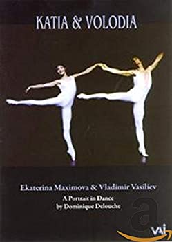 【中古】Katia Et Volodia / [DVD] [Import]【メーカー名】Vai【メーカー型番】3712193【ブランド名】商品画像はイメージです。中古という特性上、使用に影響ない程度の使用感・経年劣化（傷、汚れなど）がある場合がございます。また、中古品の特性上、ギフトには適しておりません。商品名に『初回』、『限定』、『〇〇付き』等の記載がございましても、特典・付属品・保証等は原則付属しておりません。当店では初期不良に限り、商品到着から7日間はを受付けております。(注文後の購入者様都合によるキャンセル・はお受けしていません。)他モールでも併売している商品の為、完売の際は在庫確保できない場合がございます。ご注文からお届けまで1、ご注文⇒ご注文は24時間受け付けております。2、注文確認⇒ご注文後、当店から注文確認メールを送信します。3、在庫確認⇒新品在庫：3-5日程度でお届け。　　※中古品は受注後に、再メンテナンス、梱包しますので　お届けまで3日-10日営業日程度とお考え下さい。　米海外から発送の場合は3週間程度かかる場合がございます。　※離島、北海道、九州、沖縄は遅れる場合がございます。予めご了承下さい。※配送業者、発送方法は選択できません。お電話でのお問合せは少人数で運営の為受け付けておりませんので、メールにてお問合せお願い致します。お客様都合によるご注文後のキャンセル・はお受けしておりませんのでご了承下さい。ご来店ありがとうございます。昭和・平成のCD、DVD、家電、音響機器など希少な商品も多数そろえています。レコード、楽器の取り扱いはございません。掲載していない商品もお探しいたします。映像商品にはタイトル最後に[DVD]、[Blu-ray]と表記しています。表記なものはCDとなります。お気軽にメールにてお問い合わせください。