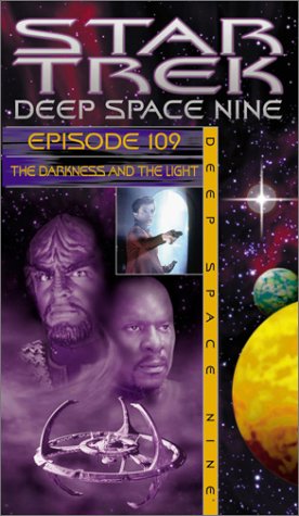 【中古】(未使用・未開封品)Star Trek Deep 109: Darkness & Light [VHS]