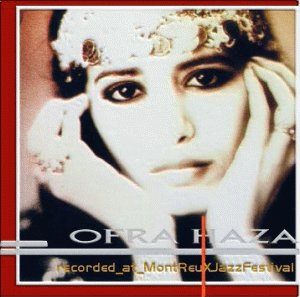 ご来店ありがとうございます。昭和・平成のCD、DVD、家電、音響機器など希少な商品も多数そろえています。レコード、楽器の取り扱いはございません。掲載していない商品もお探しいたします。映像商品にはタイトル最後に[DVD]、[Blu-ray]と表記しています。表記ないものはCDとなります。お気軽にメールにてお問い合わせください。At Montreux Jazz Festival【メーカー名】【メーカー型番】【ブランド名】【商品説明】At Montreux Jazz Festival・中古品（ユーズド品）について商品画像はイメージです。中古という特性上、使用に影響ない程度の使用感・経年劣化（傷、汚れなど）がある場合がございます。商品のコンディション、付属品の有無については入荷の度異なります。また、中古品の特性上、ギフトには適しておりません。商品名に『初回』、『限定』、『〇〇付き』等の記載がございましても、特典・付属品・保証等は原則付属しておりません。付属品や消耗品に保証はございません。当店では初期不良に限り、商品到着から7日間は返品を受付けております。注文後の購入者様都合によるキャンセル・返品はお受けしていません。他モールでも併売している商品の為、完売の際は在庫確保できない場合がございます。ご注文からお届けまで1、ご注文⇒ご注文は24時間受け付けております。2、注文確認⇒ご注文後、当店から注文確認メールを送信します。3、在庫確認⇒新品、新古品：3-5日程度でお届け。※中古品は受注後に、再検品、メンテナンス等により、お届けまで3日-10日営業日程度とお考え下さい。米海外倉庫から取り寄せの商品については発送の場合は3週間程度かかる場合がございます。　※離島、北海道、九州、沖縄は遅れる場合がございます。予めご了承下さい。※配送業者、発送方法は選択できません。お電話でのお問合せは少人数で運営の為受け付けておりませんので、メールにてお問合せお願い致します。お客様都合によるご注文後のキャンセル・返品はお受けしておりませんのでご了承下さい。