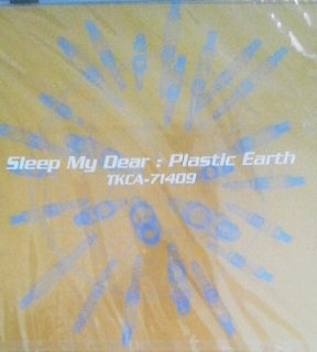 ご来店ありがとうございます。昭和・平成のCD、DVD、家電、音響機器など希少な商品も多数そろえています。レコード、楽器の取り扱いはございません。掲載していない商品もお探しいたします。映像商品にはタイトル最後に[DVD]、[Blu-ray]と表記しています。表記ないものはCDとなります。お気軽にメールにてお問い合わせください。Plastic Earth【メーカー名】徳間ジャパンコミュニケーションズ【メーカー型番】【ブランド名】【商品説明】Plastic Earth・中古品（ユーズド品）について商品画像はイメージです。中古という特性上、使用に影響ない程度の使用感・経年劣化（傷、汚れなど）がある場合がございます。商品のコンディション、付属品の有無については入荷の度異なります。また、中古品の特性上、ギフトには適しておりません。商品名に『初回』、『限定』、『〇〇付き』等の記載がございましても、特典・付属品・保証等は原則付属しておりません。付属品や消耗品に保証はございません。当店では初期不良に限り、商品到着から7日間は返品を受付けております。注文後の購入者様都合によるキャンセル・返品はお受けしていません。他モールでも併売している商品の為、完売の際は在庫確保できない場合がございます。ご注文からお届けまで1、ご注文⇒ご注文は24時間受け付けております。2、注文確認⇒ご注文後、当店から注文確認メールを送信します。3、在庫確認⇒新品、新古品：3-5日程度でお届け。※中古品は受注後に、再検品、メンテナンス等により、お届けまで3日-10日営業日程度とお考え下さい。米海外倉庫から取り寄せの商品については発送の場合は3週間程度かかる場合がございます。　※離島、北海道、九州、沖縄は遅れる場合がございます。予めご了承下さい。※配送業者、発送方法は選択できません。お電話でのお問合せは少人数で運営の為受け付けておりませんので、メールにてお問合せお願い致します。お客様都合によるご注文後のキャンセル・返品はお受けしておりませんのでご了承下さい。