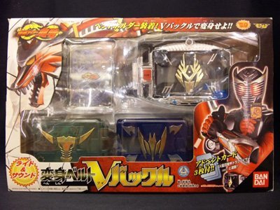 【中古】変身ベルト　Vバックル　1期　仮面ライダー龍騎