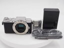 【中古】Panasonic ミラーレス一眼カメラ DMC-GF7 ボディ単体(ブラック×シルバー)