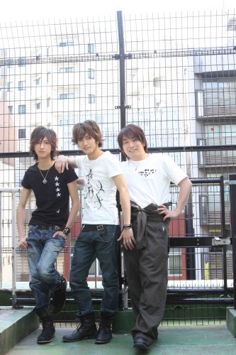 ご来店ありがとうございます。昭和・平成のCD、DVD、家電、音響機器など希少な商品も多数そろえています。レコード、楽器の取り扱いはございません。掲載していない商品もお探しいたします。映像商品にはタイトル最後に[DVD]、[Blu-ray]と表記しています。表記ないものはCDとなります。お気軽にメールにてお問い合わせください。Wild Strawberry (プレミアムDVD-BOX)【メーカー名】mobcast【メーカー型番】【ブランド名】【商品説明】Wild Strawberry (プレミアムDVD-BOX)・中古品（ユーズド品）について商品画像はイメージです。中古という特性上、使用に影響ない程度の使用感・経年劣化（傷、汚れなど）がある場合がございます。商品のコンディション、付属品の有無については入荷の度異なります。また、中古品の特性上、ギフトには適しておりません。商品名に『初回』、『限定』、『〇〇付き』等の記載がございましても、特典・付属品・保証等は原則付属しておりません。付属品や消耗品に保証はございません。当店では初期不良に限り、商品到着から7日間は返品を受付けております。注文後の購入者様都合によるキャンセル・返品はお受けしていません。他モールでも併売している商品の為、完売の際は在庫確保できない場合がございます。ご注文からお届けまで1、ご注文⇒ご注文は24時間受け付けております。2、注文確認⇒ご注文後、当店から注文確認メールを送信します。3、在庫確認⇒新品、新古品：3-5日程度でお届け。※中古品は受注後に、再検品、メンテナンス等により、お届けまで3日-10日営業日程度とお考え下さい。米海外倉庫から取り寄せの商品については発送の場合は3週間程度かかる場合がございます。　※離島、北海道、九州、沖縄は遅れる場合がございます。予めご了承下さい。※配送業者、発送方法は選択できません。お電話でのお問合せは少人数で運営の為受け付けておりませんので、メールにてお問合せお願い致します。お客様都合によるご注文後のキャンセル・返品はお受けしておりませんのでご了承下さい。ご来店ありがとうございます。昭和・平成のCD、DVD、家電、音響機器など希少な商品も多数そろえています。レコード、楽器の取り扱いはございません。掲載していない商品もお探しいたします。映像商品にはタイトル最後に[DVD]、[Blu-ray]と表記しています。表記ないものはCDとなります。お気軽にメールにてお問い合わせください。