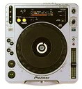 【中古】パイオニア DJ用CDプレイヤー CDJ-800【メーカー名】パイオニア(Pioneer)【メーカー型番】【ブランド名】パイオニア(Pioneer)【商品説明】【中古】パイオニア DJ用CDプレイヤー CDJ-800・中古品（ユーズド品）について商品画像はイメージです。中古という特性上、使用に影響ない程度の使用感・経年劣化（傷、汚れなど）がある場合がございます。商品のコンディション、付属品の有無については入荷の度異なります。また、中古品の特性上、ギフトには適しておりません。商品名に『初回』、『限定』、『〇〇付き』等の記載がございましても、特典・付属品・保証等は原則付属しておりません。付属品や消耗品に保証はございません。当店では初期不良に限り、商品到着から7日間は返品を受付けております。注文後の購入者様都合によるキャンセル・返品はお受けしていません。他モールでも併売している商品の為、完売の際は在庫確保できない場合がございます。ご注文からお届けまで1、ご注文⇒ご注文は24時間受け付けております。2、注文確認⇒ご注文後、当店から注文確認メールを送信します。3、在庫確認⇒新品、新古品：3-5日程度でお届け。※中古品は受注後に、再検品、メンテナンス等により、お届けまで3日-10日営業日程度とお考え下さい。米海外倉庫から取り寄せの商品については発送の場合は3週間程度かかる場合がございます。　※離島、北海道、九州、沖縄は遅れる場合がございます。予めご了承下さい。※配送業者、発送方法は選択できません。お電話でのお問合せは少人数で運営の為受け付けておりませんので、メールにてお問合せお願い致します。お客様都合によるご注文後のキャンセル・返品はお受けしておりませんのでご了承下さい。ご来店ありがとうございます。昭和・平成のCD、DVD、家電、音響機器など希少な商品も多数そろえています。レコード、楽器の取り扱いはございません。掲載していない商品もお探しいたします。映像商品にはタイトル最後に[DVD]、[Blu-ray]と表記しています。表記ないものはCDとなります。お気軽にメールにてお問い合わせください。