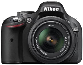 【中古】Nikon デジタル一眼レフカメラ D5200 レンズキット AF-S DX NIKKOR 18-55mm f/3.5-5.6G VR付属 ブラック D