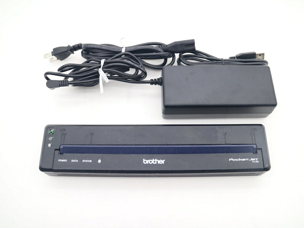 商品情報 No.543262685メーカーBrother商品名 型番・型名PJ-763仕様■基本スペック　・A4感熱紙対応モバイルプリンタ　・A4/A4ロール紙/A5/レター/リーガル対応　・USB2.0(ミニBタイプ)/Bluetooth接続対応　・リチウムイオンバッテリー搭載　・累計印刷枚数1000枚以下　・印刷動作確認済み状態・動作状況■動作：中古動作品外観■汚れ　・外装汚れ若干有り。■シール痕　・若干あり。■傷　・外装に使用に差し支えない擦り傷がございます。■その他　・中古品のため使用に差し支えない傷、汚れがある場合がございます。　・本体内外装は清掃しておりますが、多少の汚れが残っている可能性がございます。　・筐体にキズあり、一部外装の角などに欠けあり附属品■付属品　・ACアダプター　・USBケーブル■特記欠品　・バッテリー型コネクタカバー欠品対応情報-備考-ご注意　・本商品は店頭等でも販売している為、稀に在庫切れの場合があります。　・その場合、代替品をご提案させていただきます。