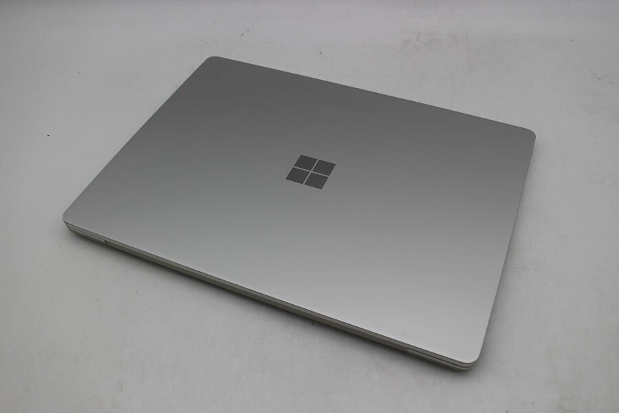 Microsoft Surface Laptop Go Core i5 1035G1 1GHz/8GB/128GB(SSD)/12.4W/(1536x1024) タッチパネル/Win11【中古】【20241003】