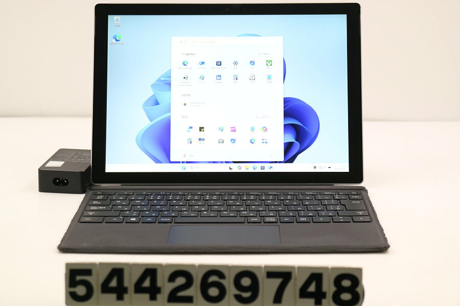商品情報 No.544269748メーカーMicrosoft商品名 型番・型名Surface Pro 7+ 256GB※1960仕様■基本スペック　・CPU：Core i5 1135G7 2.4GHz(4コア8スレッド)　・メモリ：8192MB(変更不可)　・HDD：256GB(NVMe SSD)　・VGA：オンボード　・DRIVE：なし　・モニター：12.3インチワイド(2736x1824) タッチパネルグレア液晶　・その他機能：無線LAN Bluetooth USB3.0 Webカメラ 顔認証 USB(Type-C) microSDスロット バックライト付キーボード　・リカバリ：11 Pro 64bitリカバリ済(OS導入済)状態・動作状況■動作：中古動作品 ※液晶パネル面：確認した限り小傷あり ※液晶表示：確認した限り目立つ表示不良なし ※バッテリ状態：充電駆動可能 ※バッテリは保証対象外となります。外観■汚れ　・外装汚れ若干有り。■シール痕　・若干あり。■傷　・外装に使用に差し支えない擦り傷がございます。■その他　・中古品のため使用に差し支えない傷、汚れがある場合がございます。　・本体内外装は清掃しておりますが、多少の汚れが残っている可能性がございます。　・外面擦り傷 摩耗 シール痕 側面擦り傷 タイプカバー摩耗 フチ破れ パームレスト被膜浮きあり　・キーボード特記事項：摩耗あり附属品■付属品(下記に記載の物以外は付属いたしません。また、写真に掲載の無い物は付属いたしません)　・ACアダプター　・タイプカバーキーボード対応情報-備考　・11 Pro 64bitリカバリ済(OS導入済)※リカバリ完了しておりますので、お届け後すぐにご利用頂けます。ご注意　・掲載中の商品について、一部の在庫は各地方のPCコンフル店頭でも展示、販売しています。　・搭載されたSSDやバッテリー等に関して、お問い合わせによる追加の状態確認(健康状態や残量等)は誠に申し訳ありませんが対応いたしておりません。　・店頭で展示している関係上、ごく稀に展示中の破損や付属品の欠損等が発生する場合がございます。その際には、当店よりお客さまにご連絡させていただきます。　・その場合、代替品をご提案させていただきます。ご提案商品がご注文者様の要件に添いません場合はキャンセル対応させて頂きます。　・PCコンフルの在庫に関しましては、同時発送およびサイズによりますが同梱発送を対応させて頂けます。但し在庫が複数拠点の場合、対応がかないません。