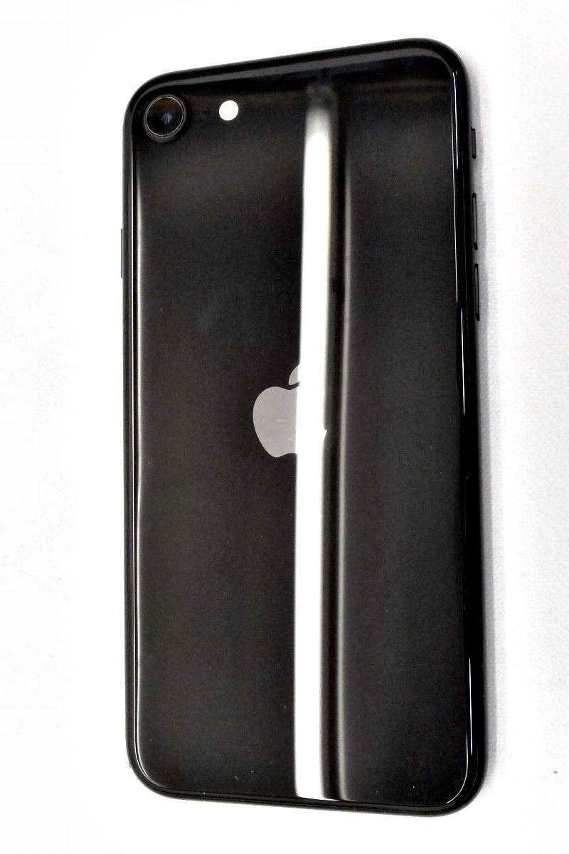 白ロム SIMフリー docomo SIMロック解除済 Apple iPhoneSE(第2世代) 64GB iOS18.1.1 ブラック MHGP3J/A 初期化済 【m025790】【中古】【K20250206】
