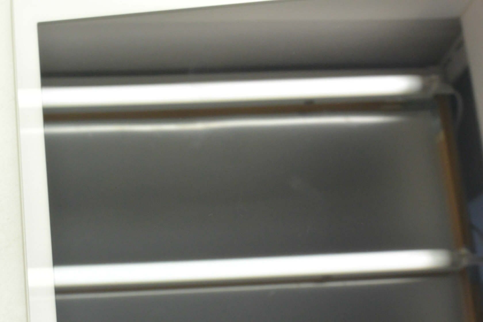 白ロム SIMフリー docomo SIMロック解除済 Apple iPad7 Wi-Fi+Cellular 32GB iPadOS18.5 シルバー MW6C2J/A 初期化済 【m026902】【中古】【K20250610】