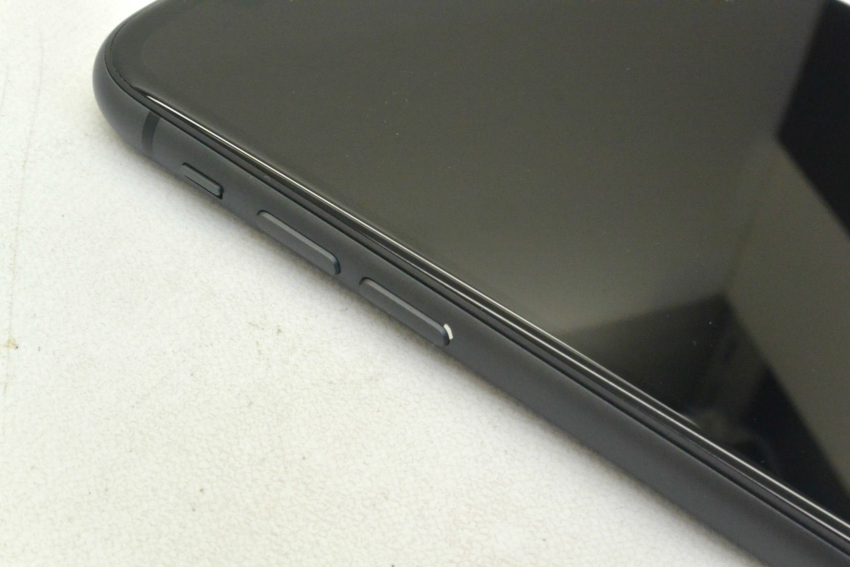 白ロム 海外版SIMフリー Apple iPhone11 128GB iOS18.5 ブラック MWM02ZP/A 初期化済 【m027139】【中古】【K20250623】