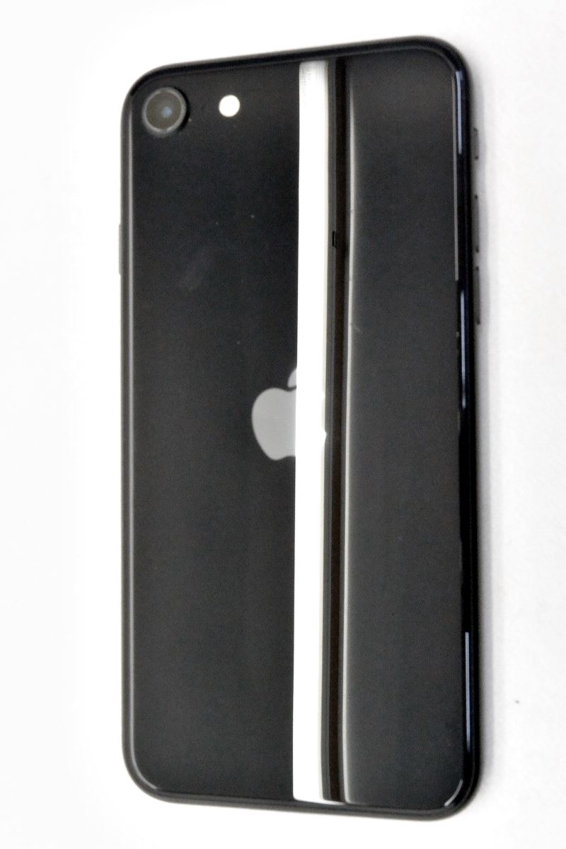 白ロム au SIMフリー Apple iPhoneSE(第3世代) 64GB iOS18.5 Midnight MMYC3J/A 初期化済 【m027569】【中古】【K20250729】