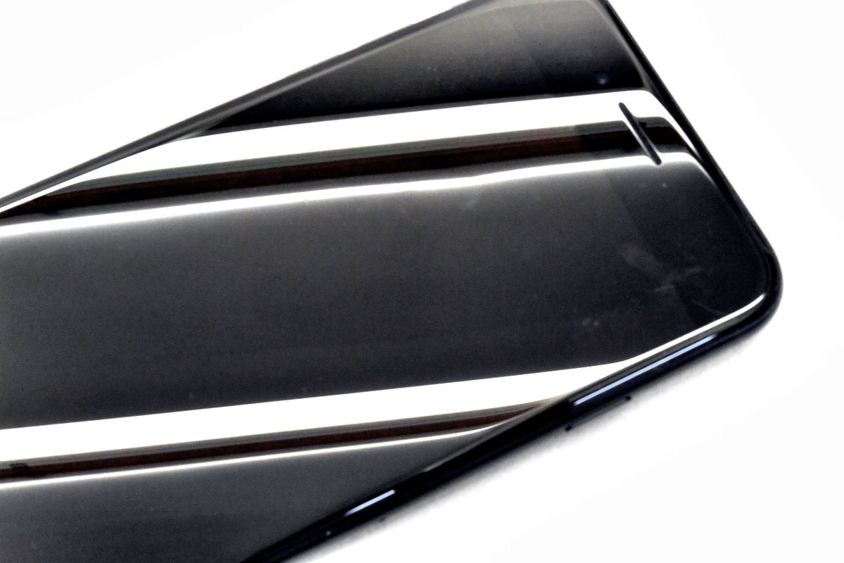 白ロム au SIMフリー Apple iPhoneSE(第3世代) 64GB iOS18.5 Midnight MMYC3J/A 初期化済 【m027583】【中古】【K20250729】