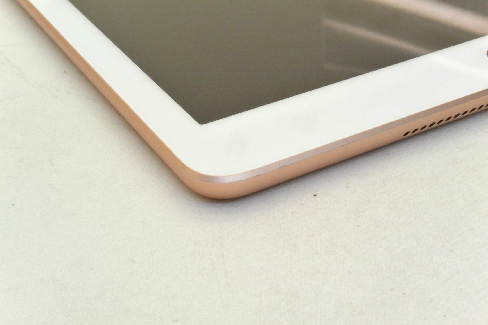 白ロム SIMフリー Apple iPad6 Wi-Fi+Cellular 32GB iPadOS17.7.10 ゴールド MRM02J/A 初期化済 【m027352】【中古】【K20250919】 - Image 3