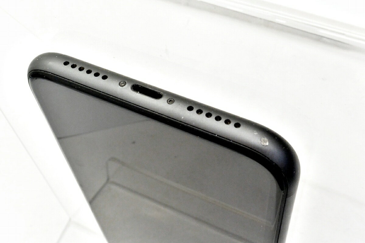 白ロム SIMフリー au SIMロック解除済 Apple iPhone11 64GB iOS18.5 ブラック MWLT2J/A 初期化済 【m028522】【中古】【K20251117】