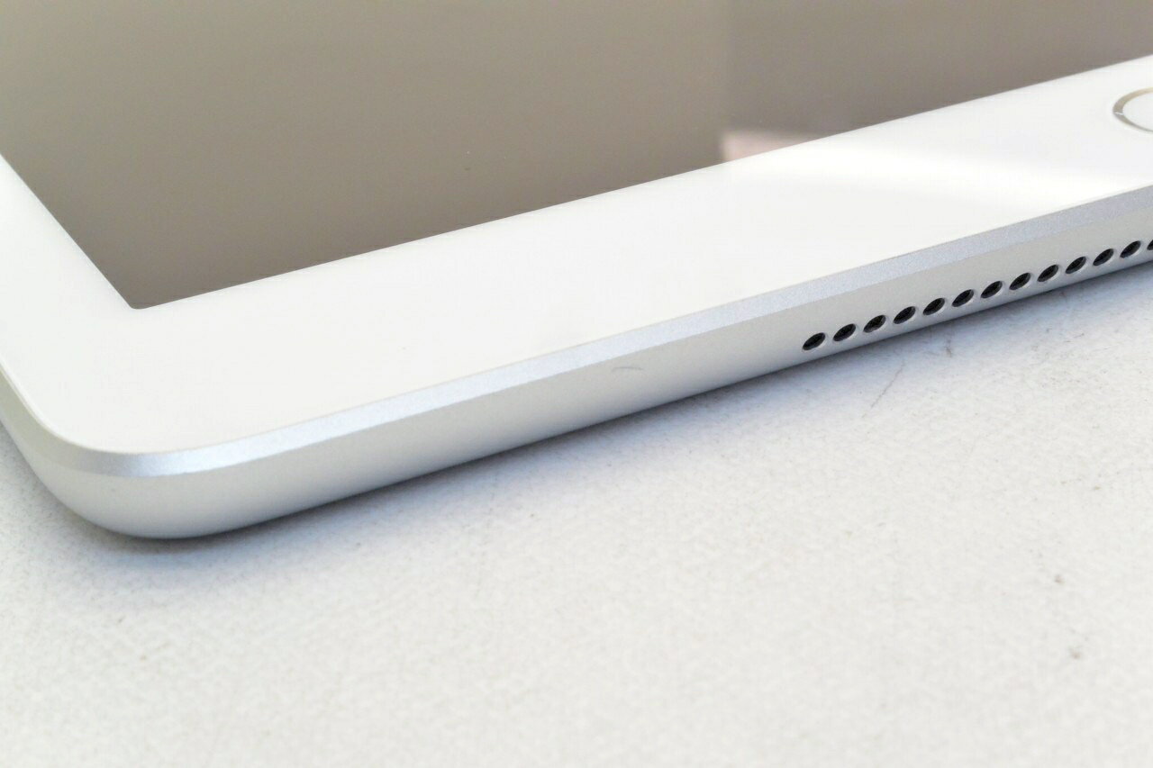 白ロム SIMフリー docomo SIMロック解除済 Apple iPad5 Wi-Fi+Cellular 32GB iPadOS16.7.10 シルバー MP1L2J/A 初期化済 【m029568】【中古】【K20260113】 - Image 3