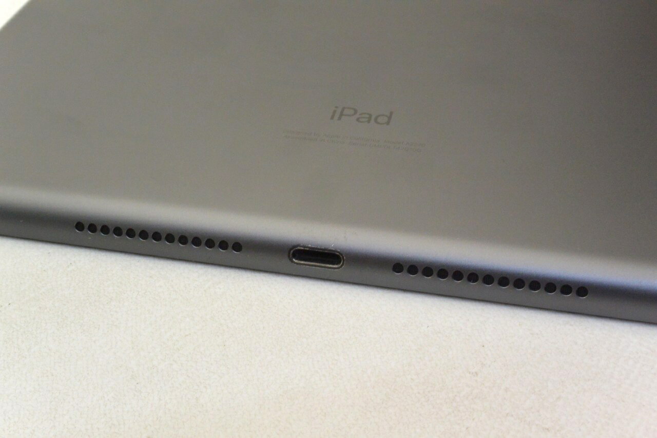 Wi-Fiモデル Apple iPad8 Wi-Fi 128GB iPadOS26.5 スペースグレイ MYLD2J/A 初期化済 【m030729】【中古】【K20260608】 - Image 3