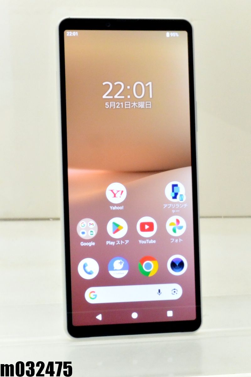 商品情報 No.m032475メーカーSoftBank SIMフリー SONY商品名 型番・型名Xperia 10 V仕様OS：Android15 / ストレージ：128GB液晶サイズ：6.1 インチカメラ画素数：800/4800/800万画素/800万画素対応メモリカード：microSDXC(最大1TB) / 電子決済：おサイフケータイ防水防塵対応：IPX5/IPX8 / TV受信：-GPS機能：○ / 重量：159gBluetooth：Ver 5.1 / 赤外線：-SIMカード種類：nanoSIM/eSIM / 型番：A302SO状態・動作状況中古動作品利用制限：○ 　（詳細は「よくあるご質問」の内容をご確認下さい）バッテリ状態：充電駆動可能 / 最大容量：良好(80%以上)※キャリア販売のSIMフリー端末は、対応周波数帯の違いにより販売元キャリア以外の　SIMでは電波を掴まず通信が困難な場合がございます。ご利用になるSIMと端末の　相性は保証対象外のため、予め双方の対応Bandをご確認の上でご入札ください。※バッテリは保証対象外となります。外観液晶中央に傷、USB-Cコネクタ縁に塗装剥げ、背面カメラ縁に傷付属品付属品なし、本体のみIMEI/シリアル番号351460030423926/351460030423934/HQ636D09C7備考水没反応なし、初期化済み PCコンフル90日保証+赤ロム永久保証ご注意・iOSおよびAndroidのOSバージョンにより最新のアプリが正常に動作するか、古いアプリが動作するか等、ご検討中の本体及び内蔵OSがアプリに対応しているかどうかをご確認下さい。※ご希望の商品がアプリに対応していない場合でも返品返金等の対応はいたしかねますので予めご了承下さい。・PCコンフル(株式会社TCE)では、本体保証とは別に「赤ロム永久保証」を行っております。赤ロム(利用制限)が発生した場合、期間を問わず同機種または同等品と交換をさせて頂きます。※同等品がご用意できない場合、本体価格全額を返金させて頂きます。万が一発生した場合はご連絡下さい。早急に対応致します。・大阪日本橋デジタル特選館PCコンフル店頭にも展示している関係上、ごく稀に展示中の破損や付属品の欠損等が発生する場合がございます。・その場合、代替品をご提案させていただきます。ご提案商品がご注文者様の要件に添いません場合はキャンセル対応させて頂きます。・本商品は大阪日本橋デジタル特選館PCコンフルにて在庫管理しておりますので、他拠点の在庫と同時発送がかないません。※大阪日本橋デジタル特選館PCコンフルの在庫に関しましては、同時発送およびサイズによっては同梱発送させて頂きます。