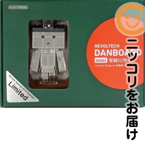 フィギュア リボルテックダンボー・ミニ 零戦52型 ジュラルミン版 「よつばと!」 ホビーロビー東京&ホビーロビー門真&ワンダーフェスティバル2016夏限定【14日以内発送】 2016年2月に発売された「リボルテックダンボー・ミニ 零戦52型」が、ジュラルミンをイメージしたシルバーで塗装したカラーバリエーションで登場!!使用電池:LR41×2コンセプトデザイン:情景師アラーキー（荒木智）原型製作:渡辺結樹（G-tempest）※フィギュアの素材はジュラルミンではありません、シルバーのメッキ加工になります。※中古商品に関しては、電池・電池残量の有無等の保証等は一切しておりません。予めご了承下さい。■商品状態・中古品・商品画像はイメージです。（実際の商品の物ではございません）・サイズ：全高約8.5cm・商品のセット内容は以下の通りとなります。　増加燃料タンク（水筒）、空母の甲板をイメージしたプリントが施された丸ベース※記載されている内容以外の封入物・特典等は付属しておりません。中古品のため、外箱がある商品でも箱に痛み（キズ、日焼け、へこみ等）などの劣化がある場合がございます。詳細につきましては、お応えいたしかねます事を予めご了承ください。■発送につきまして・送料は当店にて負担いたします。・コンビニ/ATM支払いを選択されたお客様は、お支払いいただきましてから準備をいたします。・宅配便にて発送（運送会社の指定はできません。）※発送までにご注文日（お支払日）より8〜14日のお時間を頂いております。土日祝日は休業のため翌営業日の対応となります。メーカー：海洋堂商品名：フィギュア リボルテックダンボー・ミニ 零戦52型 ジュラルミン版 「よつばと!」 ホビーロビー東京&ホビーロビー門真&ワンダーフェスティバル2016夏限定商品分類：REVOLTECH（リボルテック）作品：よつばと!フィギュアも絶賛販売中♪☆コミ直をよろしくお願いします m(__)m