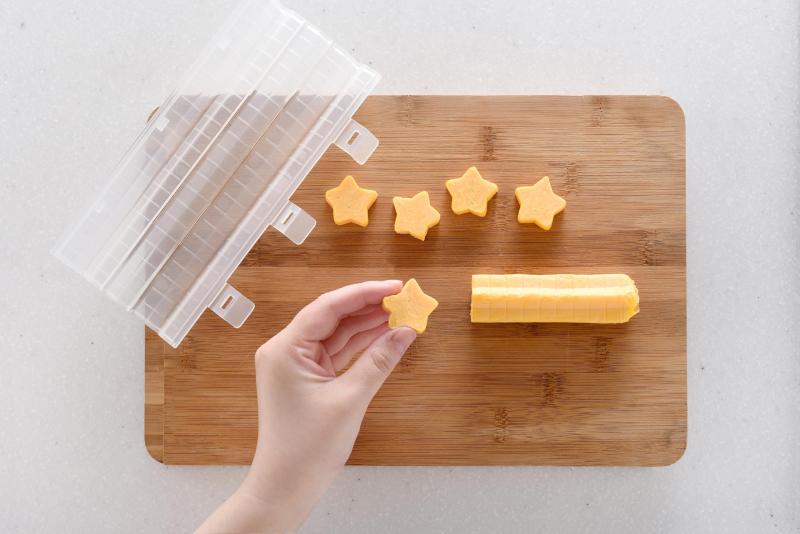 日本製 星の卵焼き型 専用調理器具 1本 簡単に映えるデコ弁が作れる手作り弁 キャラ弁 お弁当グッズ ランチ 遠足 ピクニック フィンガーフード command-10000560 コマンド パッケージ画像