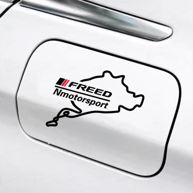乐天商城 - 給油口カバー ステッカー フリード リアガラス リア GT1 GT3 GT2 GT5 GT4 GT7 GT6 GT8 全シリーズ適用 給油口 レーシングス サーキット ステッカー カスタム 防水 カッコいい 耐熱（フリード，ブラッ