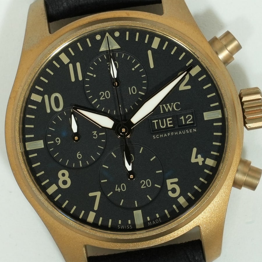 IWC パイロット・ウォッチ・クロノグラフ “10イヤーズ・オブ MR PORTER” Ref.IW387907 Bronze ブラック文字盤【未使用】【腕時計】【送料無料】