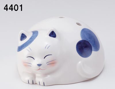 うたたね猫 蚊遣器 蚊遣り器 蚊取り線香入れ 陶器 おしゃれ かわいい 置物 オブジェ 飾り物 置き物 和雑貨 和室 和モダン 和風 和テイスト レトロ ねこ ネコ 可愛い