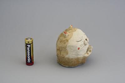 日本製 百猫置物(小) 置き物 オブジェ 飾り物 猫 ねこ アニマルオブジェ ネコ 和風 和モダン 和テイスト かわいい おしゃれ 和室 陶器 インテリア雑貨 和室 リビング 玄関 レトロ ギフト 贈り物 国産