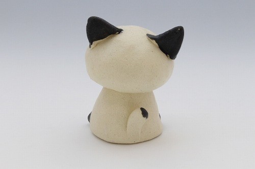 思案猫 立型置物 日本製 陶器 美濃焼 手作り 飾り物 オブジェ ミニチュア おしゃれ かわいい 国産 ねこ ネコ 小さい 小さめ 小ぶり 和雑貨 和モダン 和風 レトロ 可愛い インテリア雑貨 贈り物 プレゼント ギフト 手造り [2]