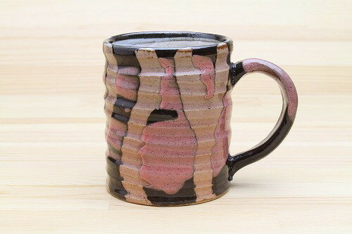 日本製 さざ波 マグ（桃）マグカップ コップ 陶器 おしゃれ かわいい 和モダン レトロ 贈り物 ギフト プレゼント 国産 和風 和テイスト