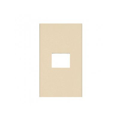 商品詳細サイズ商品説明 【特長】 【仕様】 ●コスモシリーズ ワイド21 ●色:ベージュ ●腰高コンセントプレート ●1コ用 ●スクエア送料について■送料 送料無料。但し、沖縄・離島を含む(一部配送不可地域)のご注文は配達不可のためキャンセ...