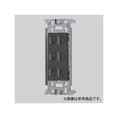 パナソニック フルカラー 埋込トリプルコンセント 取付枠付 15A 125V グレー WN1503H