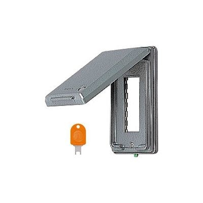 パナソニック フルカラー 薄型金属ガードプレート 3コ用 カギ付 取付枠付 WN7863K